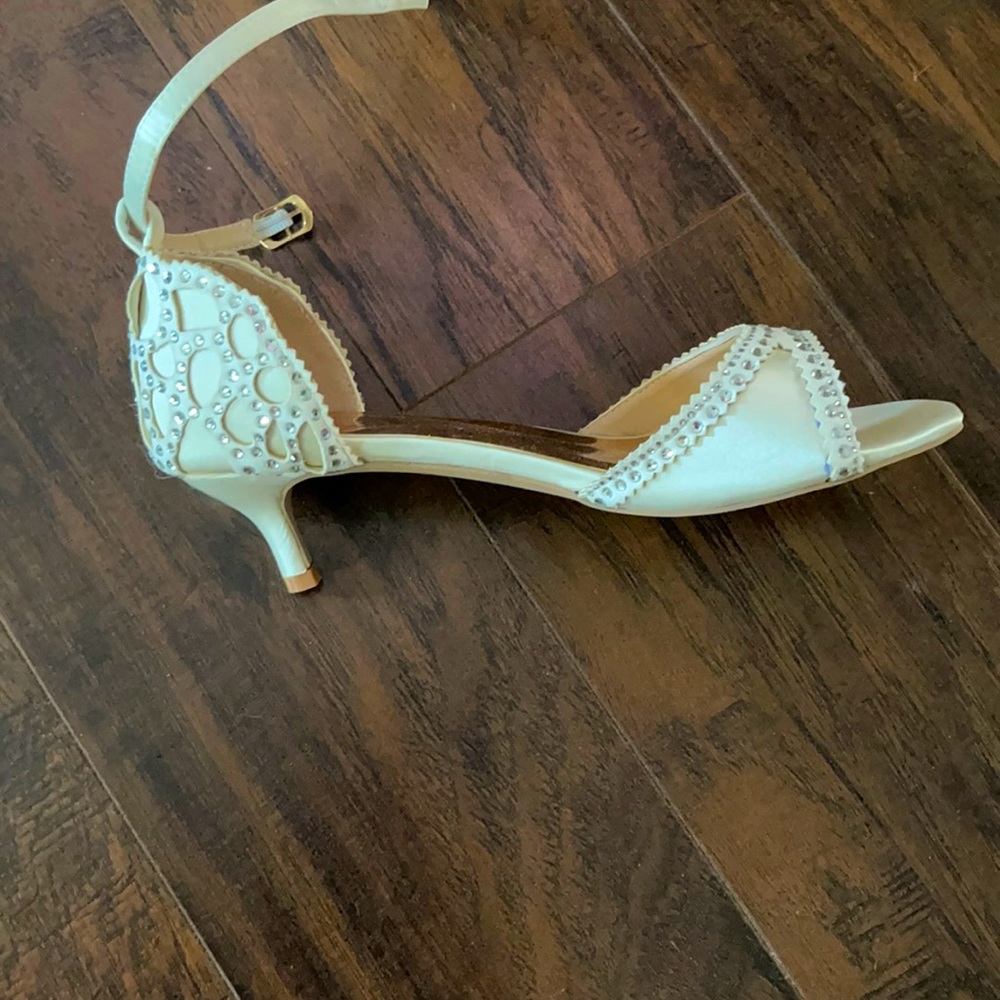 Worn once. Wedding shoes.